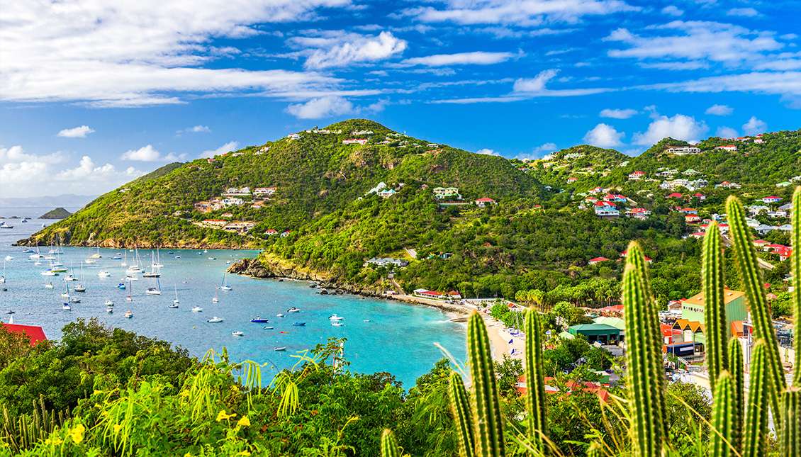 Take-a-Private-Jet-to-Sint-Maarten-St-Barts-and-Anguilla-for-Vacation