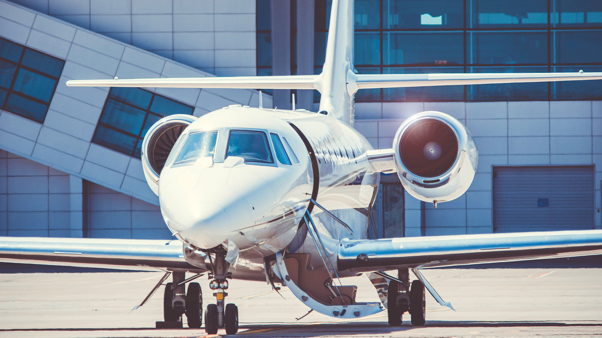 How Much is a Private Jet Rental? ️ What to Know 👉